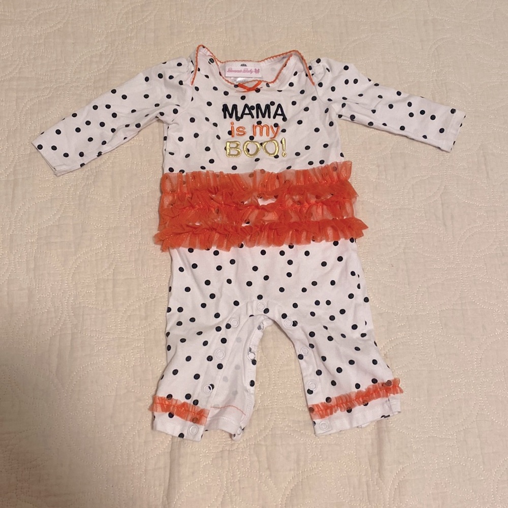 “MAMA is my BOO!” Romper, baby girl 3-6 months.